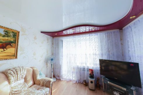 белый красный многоуровневый глянцевый гостиная